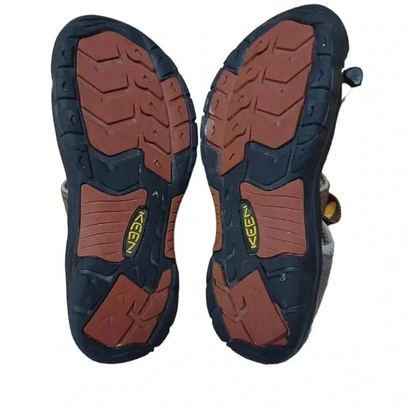 💥HOST PICK💥 Keen Newport H2 Sandal Size 6 - Picture 7 of 10